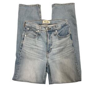 Madewell The Perfect Vintage‎ Straight Jean in Danby Wash: Knee-Rip Edition 24